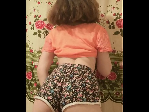 ❤️ Babe żagħżugħa sexy tqaxxir ix-xorts tagħha fuq il-kamera ❤️ Porno f'mt.camporner.top ️❤